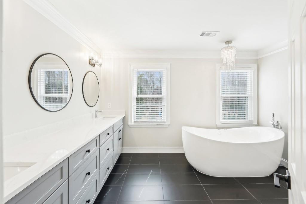 1600 Spring Arbor Court, Lilburn, Georgia image 32