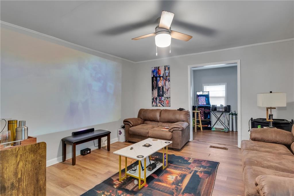 136 Holly Road