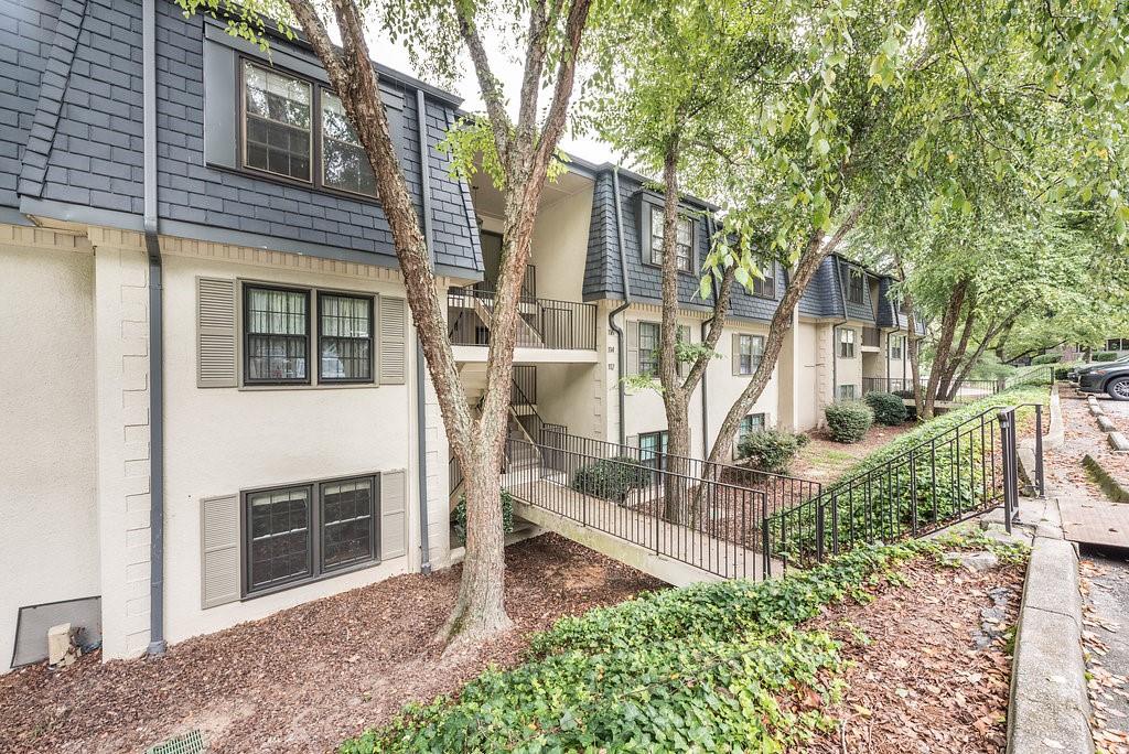 Cross Creek - Residential Lease