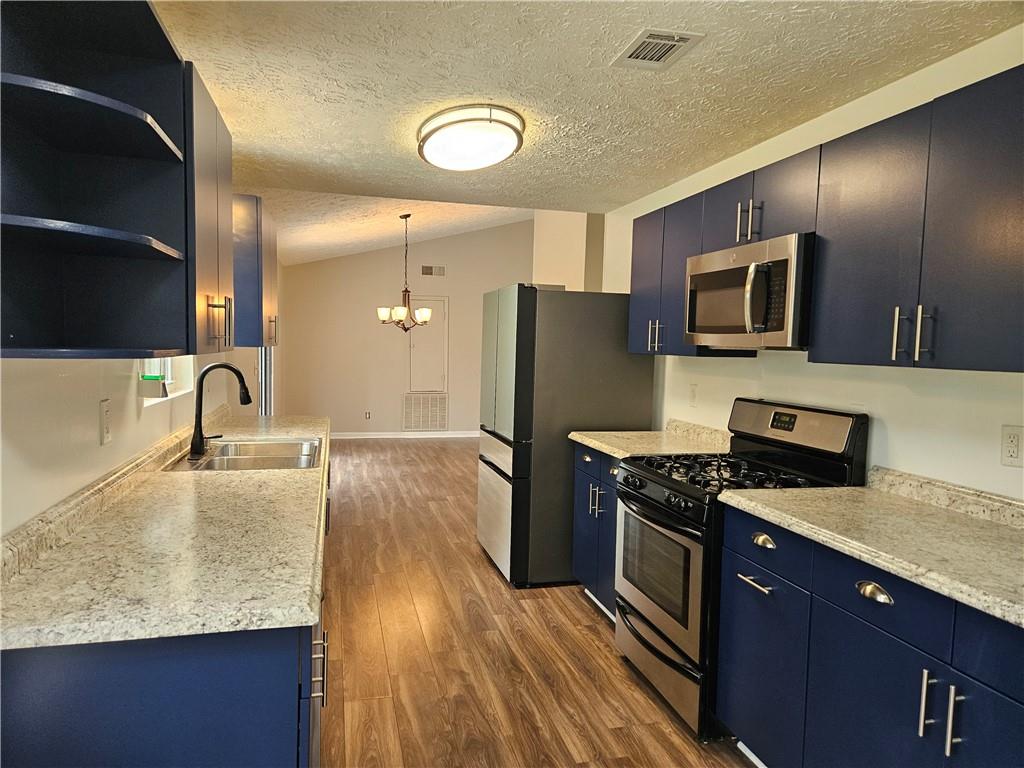 Just minutes from I-75, I-575, KSU, Town Center Mall, and endless shopping and dining, this charming 3-bedroom, 2-bath ranch offers the perfect blend
of comfort and convenience.
Step inside to find a freshly painted, fully remodeled home featuring an updated kitchen with abundant cabinetry, modern tiled showers, and a bright,
welcoming layout. Outside, enjoy a level yard with a brand new fence, spacious concrete patio, and ample parking plus a two car garage for extra
storage.
With no HOA restrictions and located in a highly rated school district, this home is ideal for families or anyone looking for easy living in one of
Marietta’s most desirable areas.