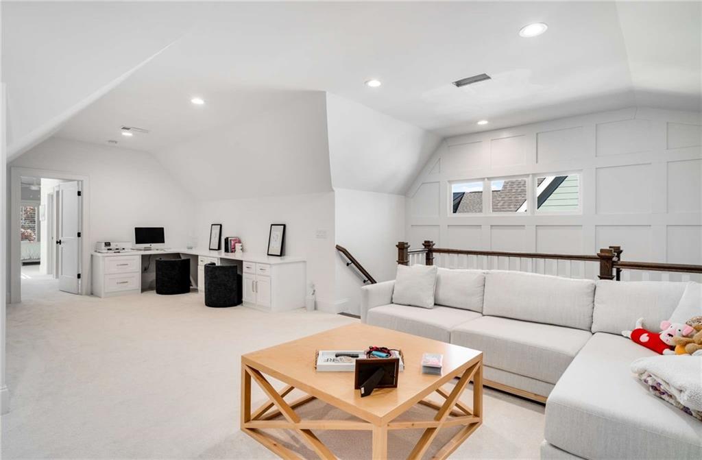 The Georgia Club - Residential