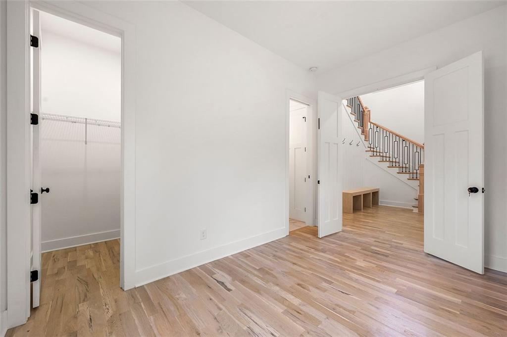 2869 4th Street, Atlanta, Georgia image 6