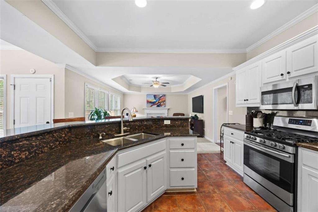 1803 Gold Finch Way, Lawrenceville, Georgia image 16