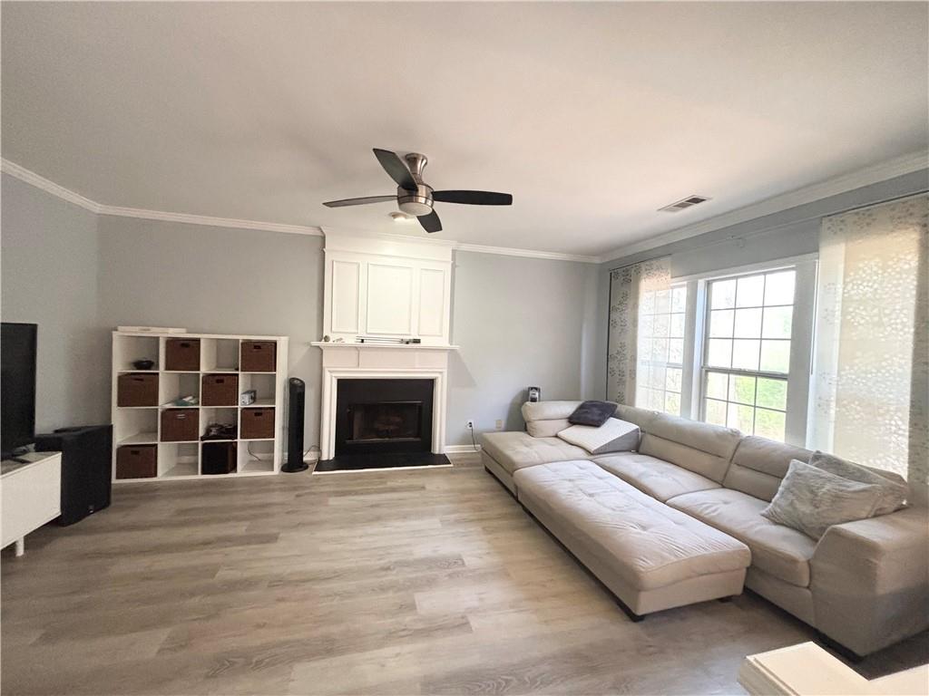 552 Glen Level Circle