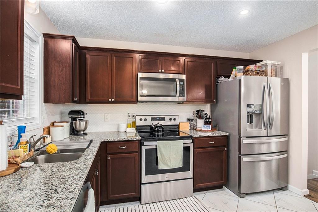 5116 Nobhill Court