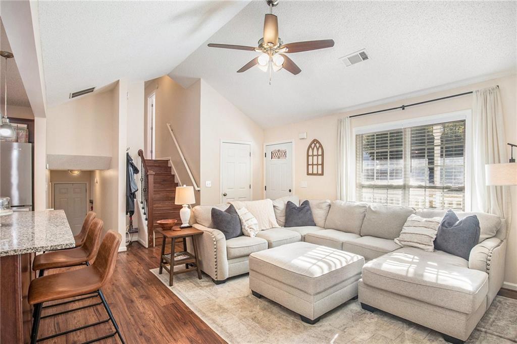 5116 Nobhill Court