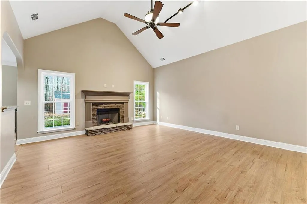 Dallas, Georgia 30132, United States, 3 Bedrooms Bedrooms, ,2 BathroomsBathrooms,Residential,Active,249925