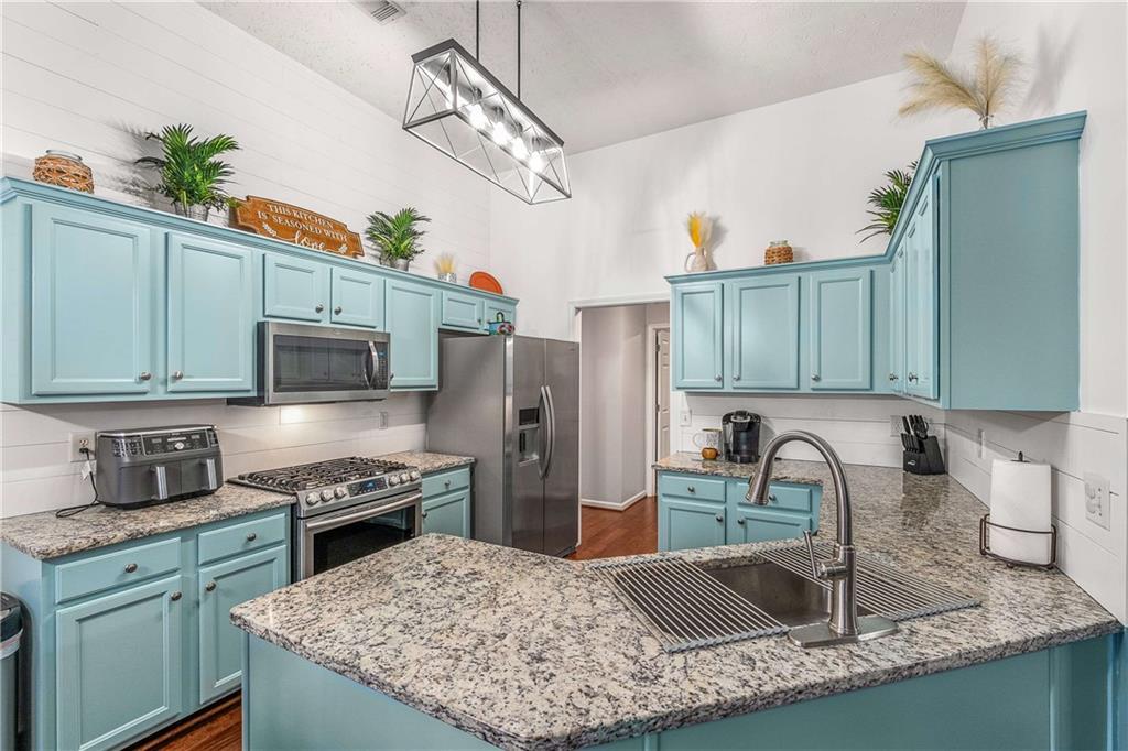 Wyndsor Grove at Charleston Park - Residential