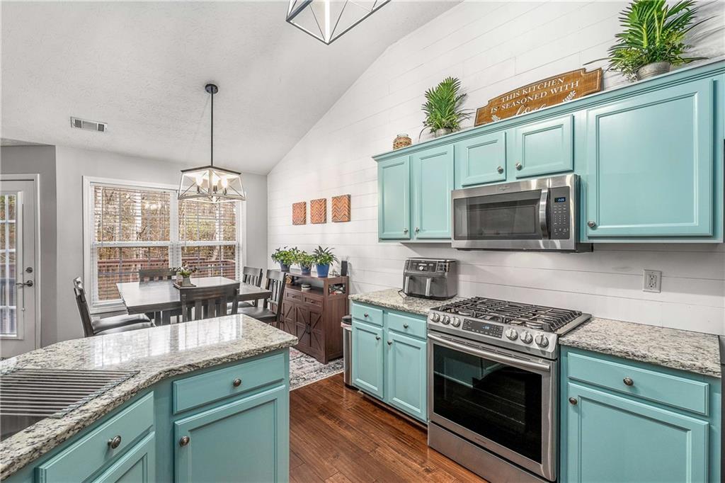 Wyndsor Grove at Charleston Park - Residential