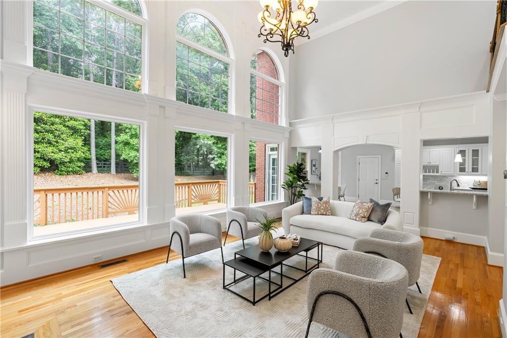 130 Robin Road