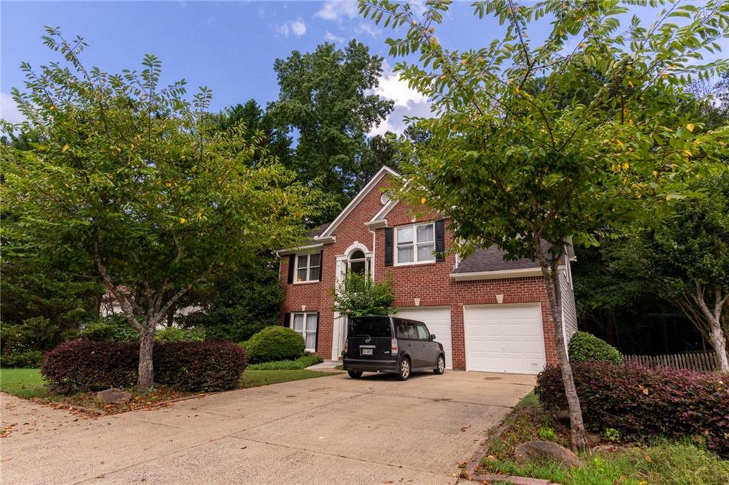 1028 Deer Hollow Drive