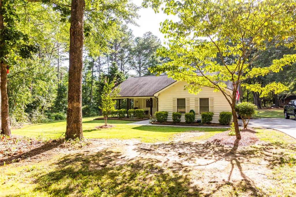 810 Northlake Circle