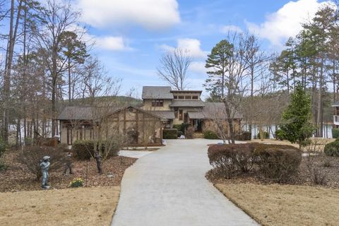 A home in Toccoa