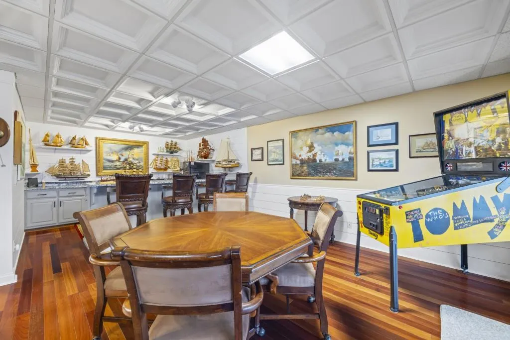 Toccoa, Georgia 30577, United States, 4 Bedrooms Bedrooms, ,4 BathroomsBathrooms,Residential,Pending,4413