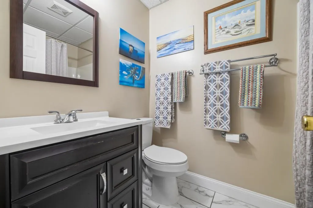 Toccoa, Georgia 30577, United States, 4 Bedrooms Bedrooms, ,4 BathroomsBathrooms,Residential,Pending,4413