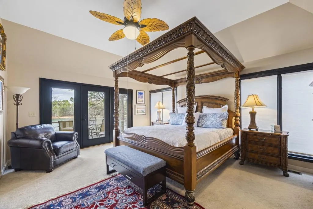 Toccoa, Georgia 30577, United States, 4 Bedrooms Bedrooms, ,4 BathroomsBathrooms,Residential,Pending,4413