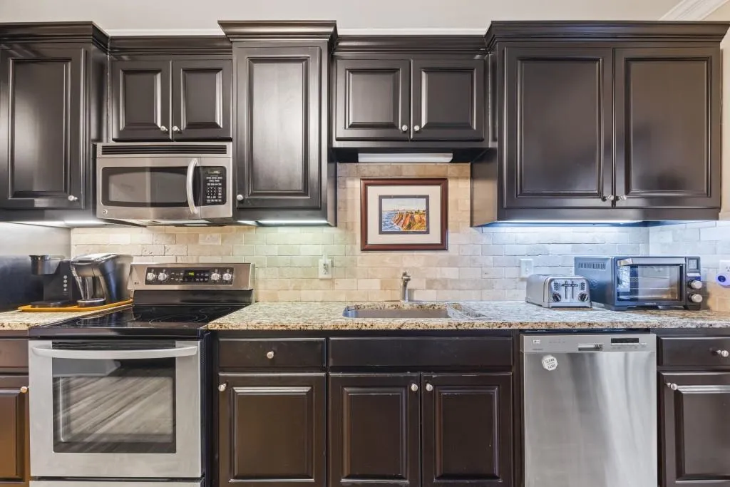 Toccoa, Georgia 30577, United States, 4 Bedrooms Bedrooms, ,4 BathroomsBathrooms,Residential,Pending,4413