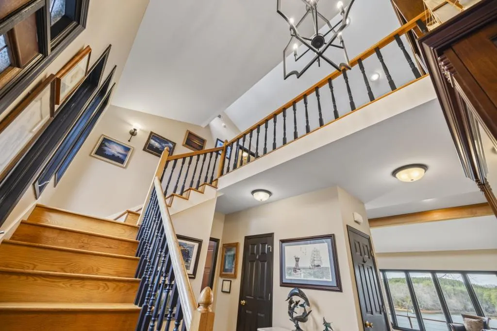 Toccoa, Georgia 30577, United States, 4 Bedrooms Bedrooms, ,4 BathroomsBathrooms,Residential,Pending,4413