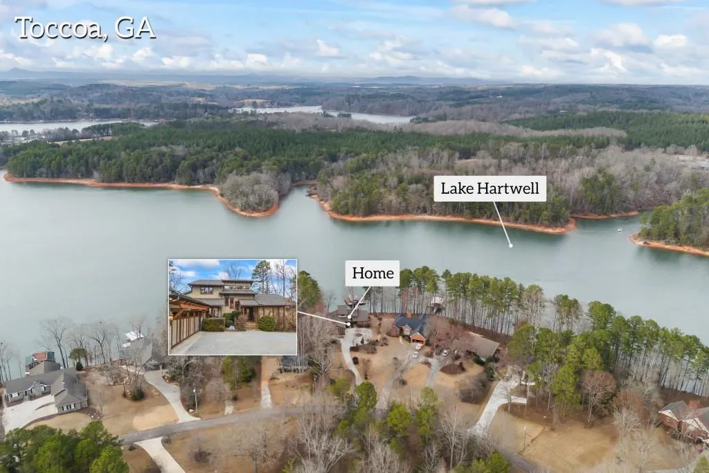 Toccoa, Georgia 30577, United States, 4 Bedrooms Bedrooms, ,4 BathroomsBathrooms,Residential,Pending,4413