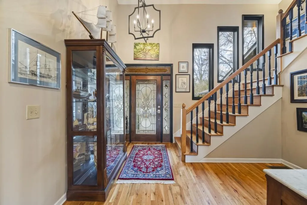 Toccoa, Georgia 30577, United States, 4 Bedrooms Bedrooms, ,4 BathroomsBathrooms,Residential,Pending,4413