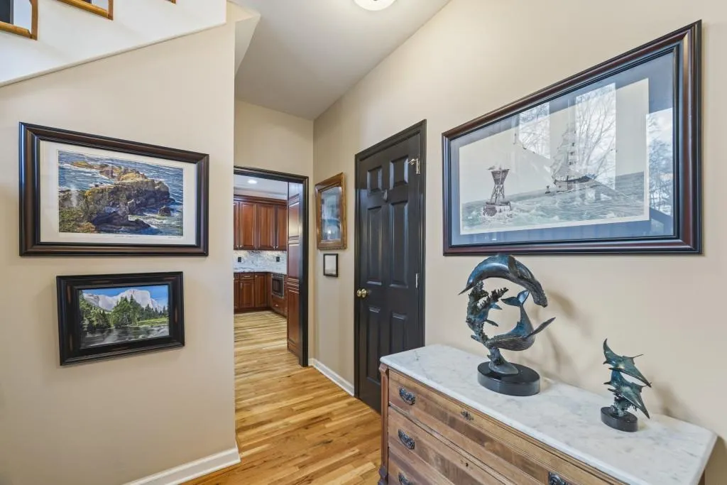 Toccoa, Georgia 30577, United States, 4 Bedrooms Bedrooms, ,4 BathroomsBathrooms,Residential,Pending,4413