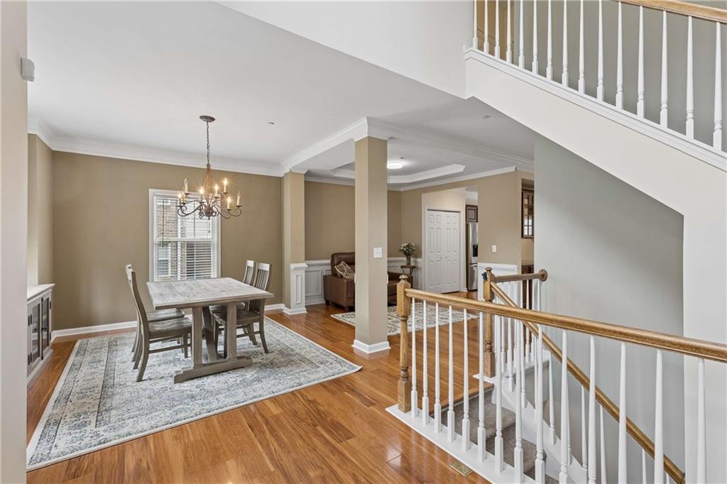 330 Holbrook Road 7