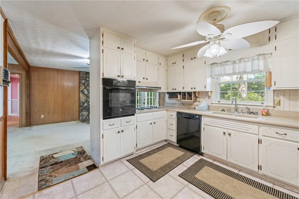 1788 Hammond Woods Circle, Marietta, Georgia image 14