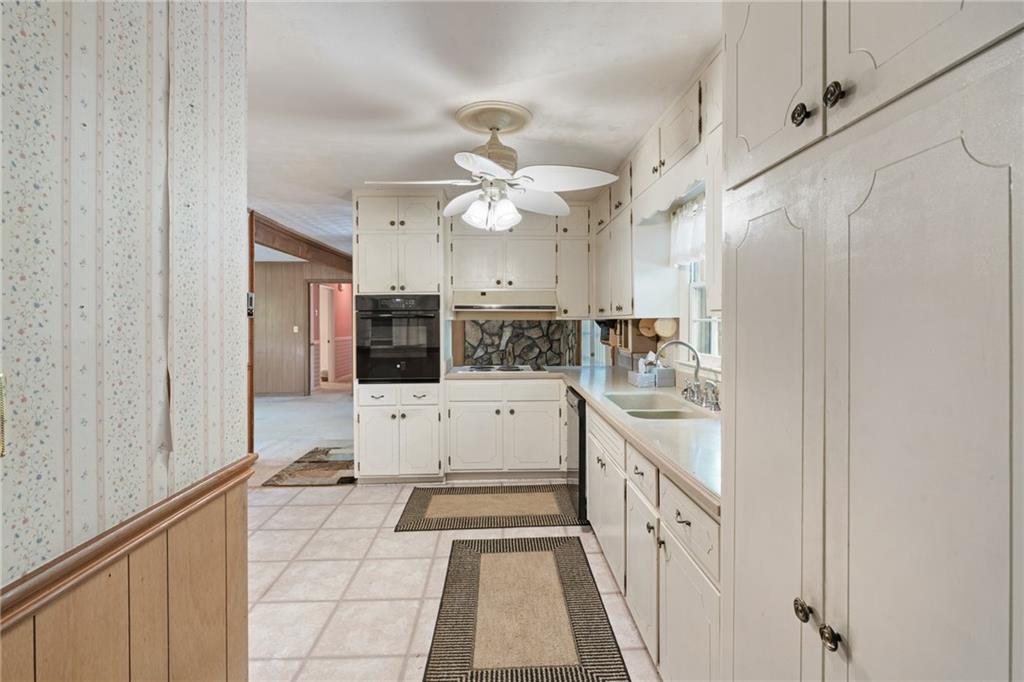 1788 Hammond Woods Circle, Marietta, Georgia image 12