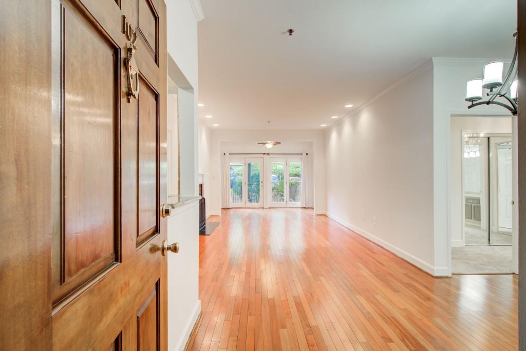 2865 Lenox Road NE 102