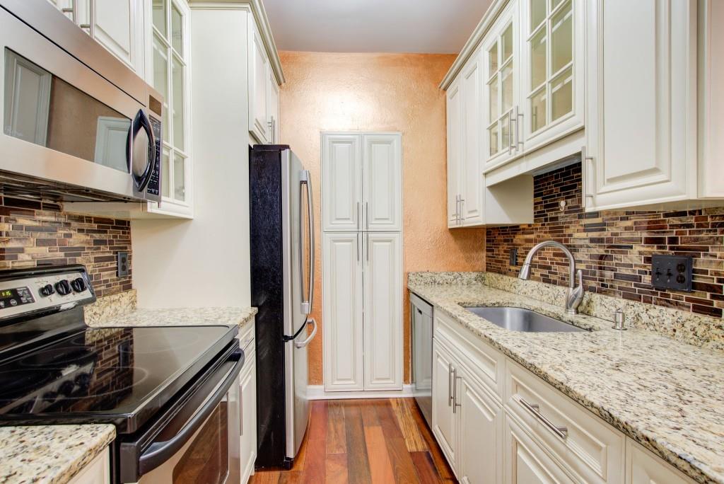 2865 Lenox Road NE 102