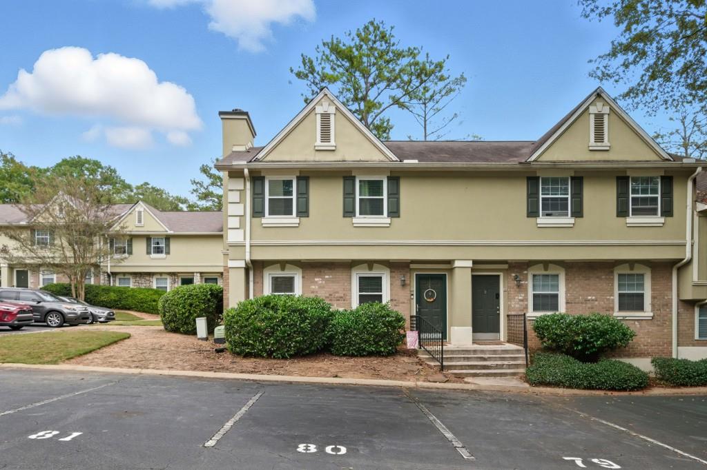 6900 Roswell Road G1