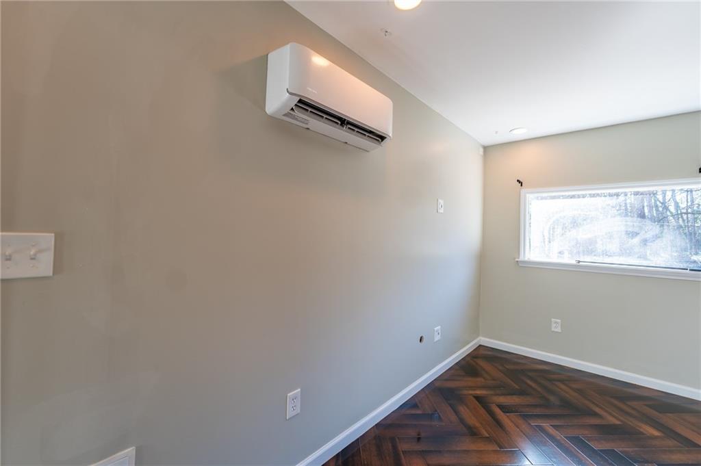 341 Little John Drive, Lilburn, Georgia image 30