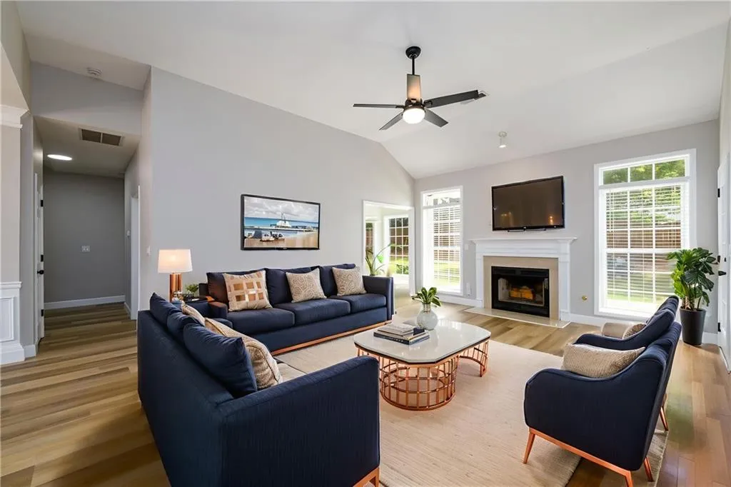 Lawrenceville, Georgia 30044, United States, 4 Bedrooms Bedrooms, ,2 BathroomsBathrooms,Residential,Coming Soon,181391