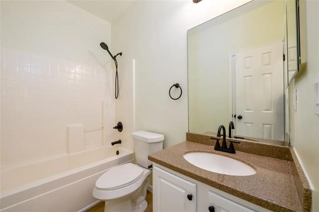 Lawrenceville, Georgia 30044, United States, 4 Bedrooms Bedrooms, ,2 BathroomsBathrooms,Residential,Coming Soon,181391