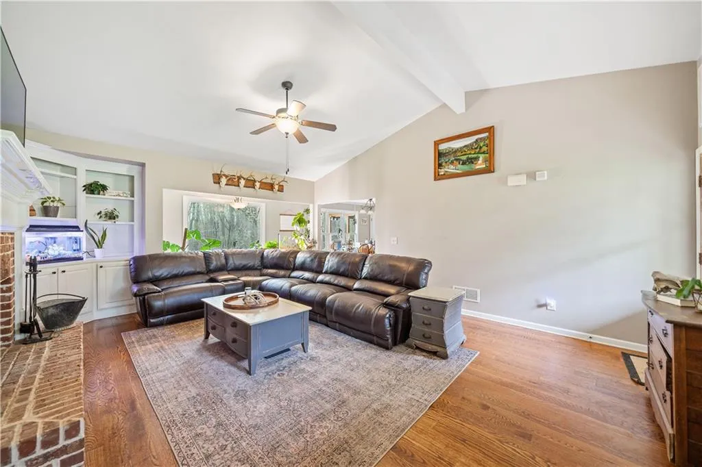 Ball Ground, Georgia 30107, United States, 3 Bedrooms Bedrooms, ,4 BathroomsBathrooms,Residential,Active,110374