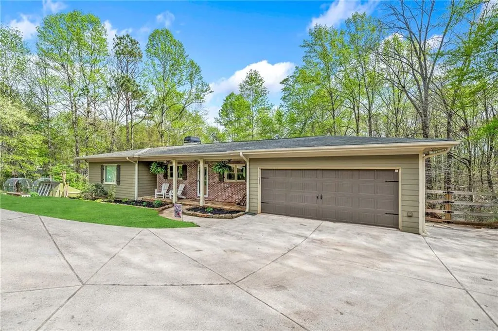 Ball Ground, Georgia 30107, United States, 3 Bedrooms Bedrooms, ,4 BathroomsBathrooms,Residential,Active,110374