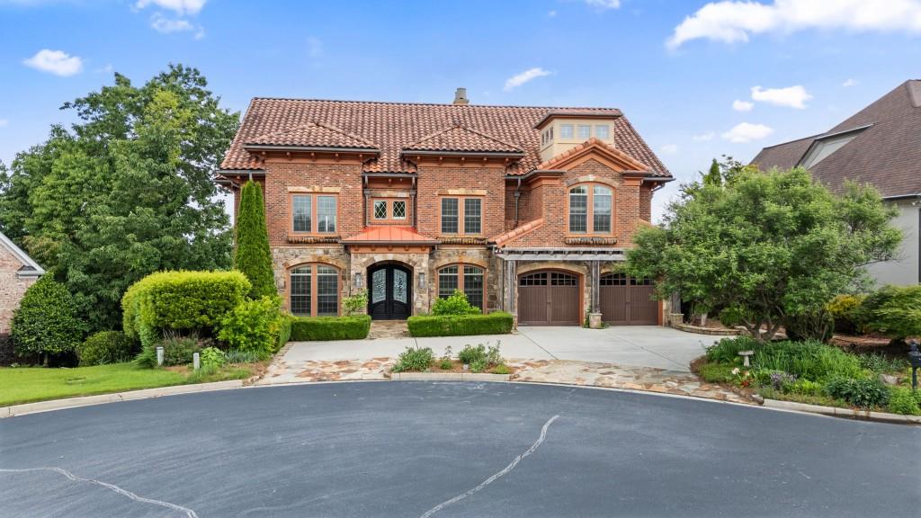 2742 High Vista Point