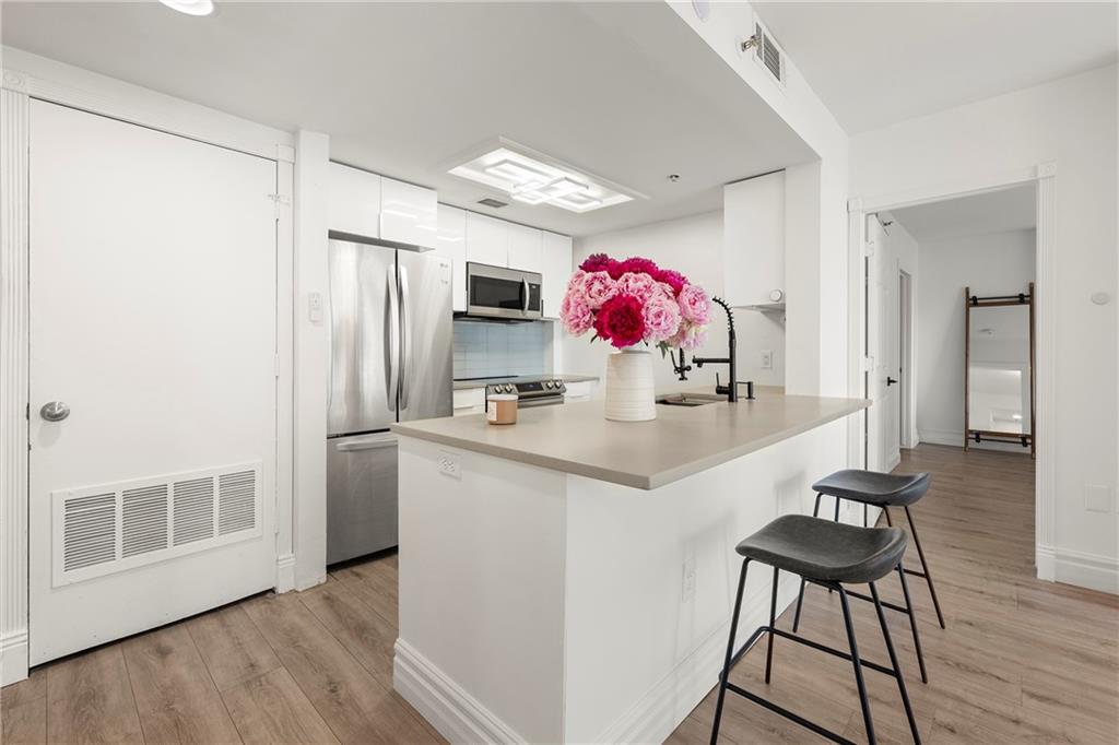 1280 W Peachtree Street NW 2409