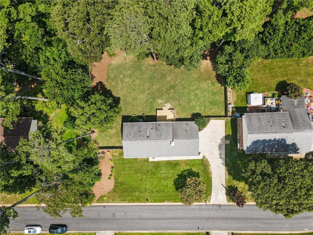5663 SEVILLE Lane