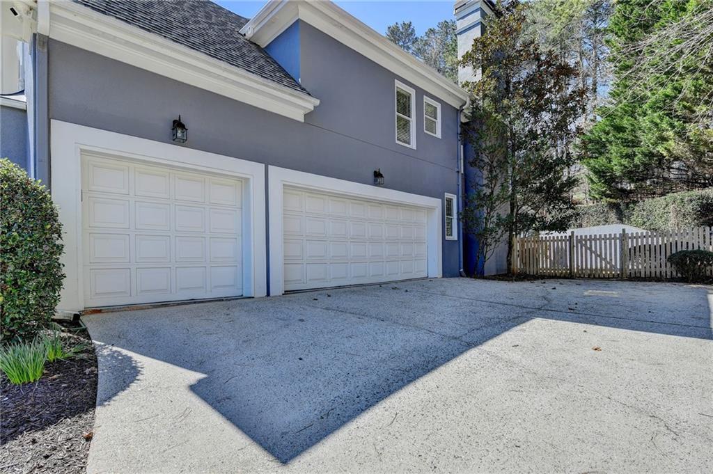 12140 Helleri Hollow