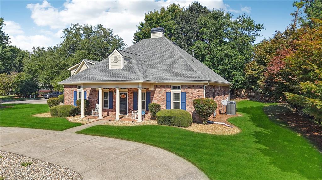 601 Redwood Lane