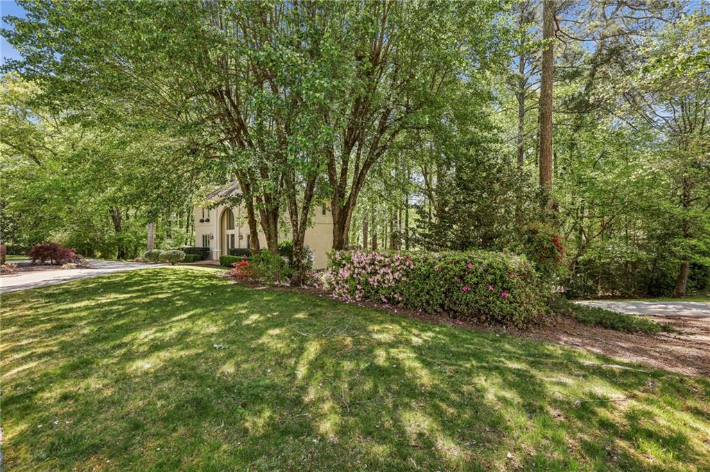 1895 Redbourne Drive, Atlanta, Georgia image 38