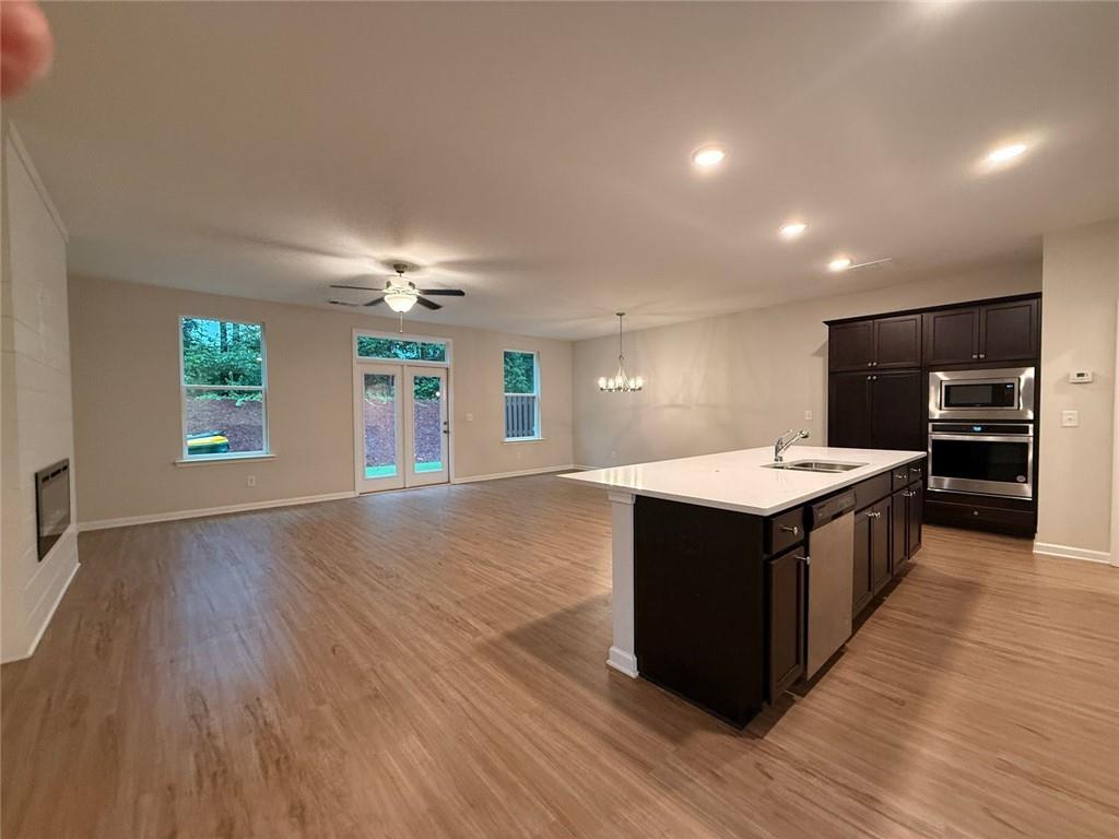 1127 Lucan Lane