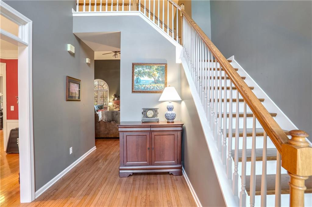 3559 Gus Way