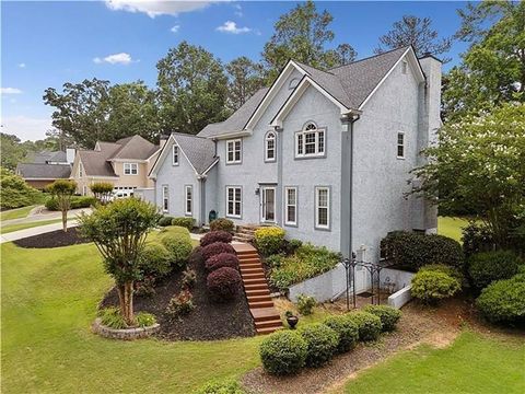 Homes For Sale - 5711 Brynwood Circle<br/> Acworth, GA 30101