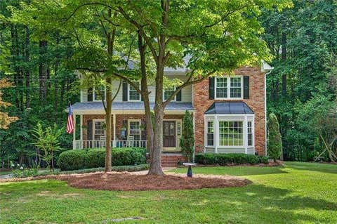 Homes For Sale - 211 Nacoochee Drive<br/> Woodstock, GA 30188