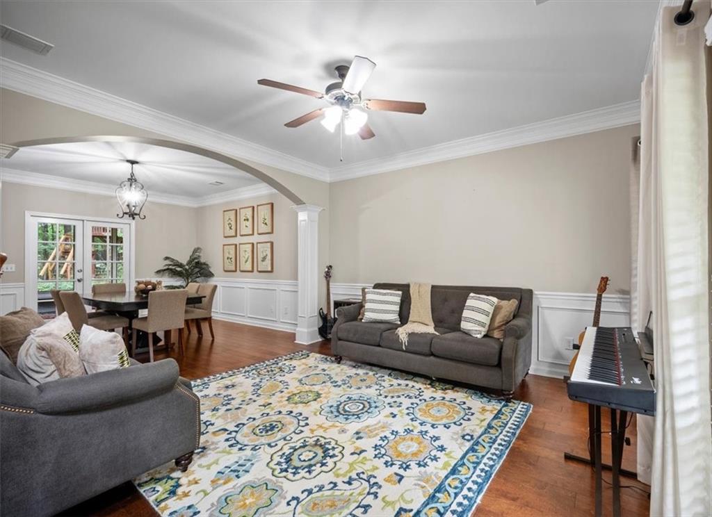 380 Victorian Lane