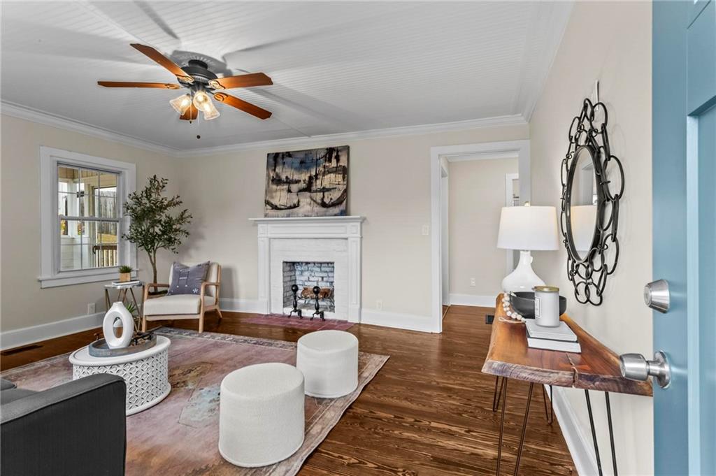 266 Crescent Circle SW