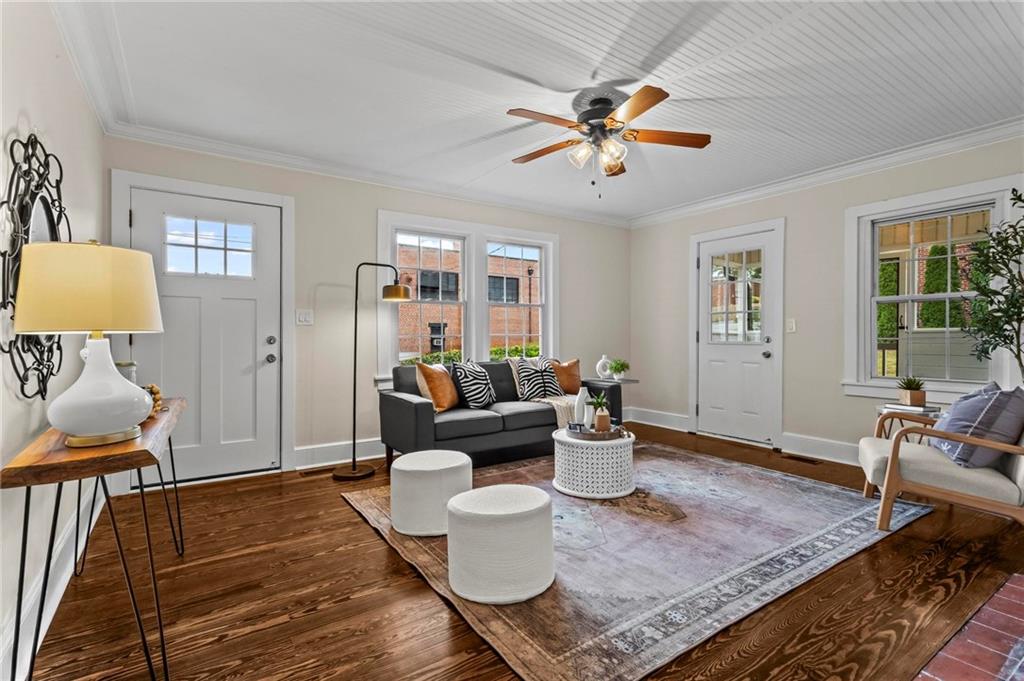 266 Crescent Circle SW