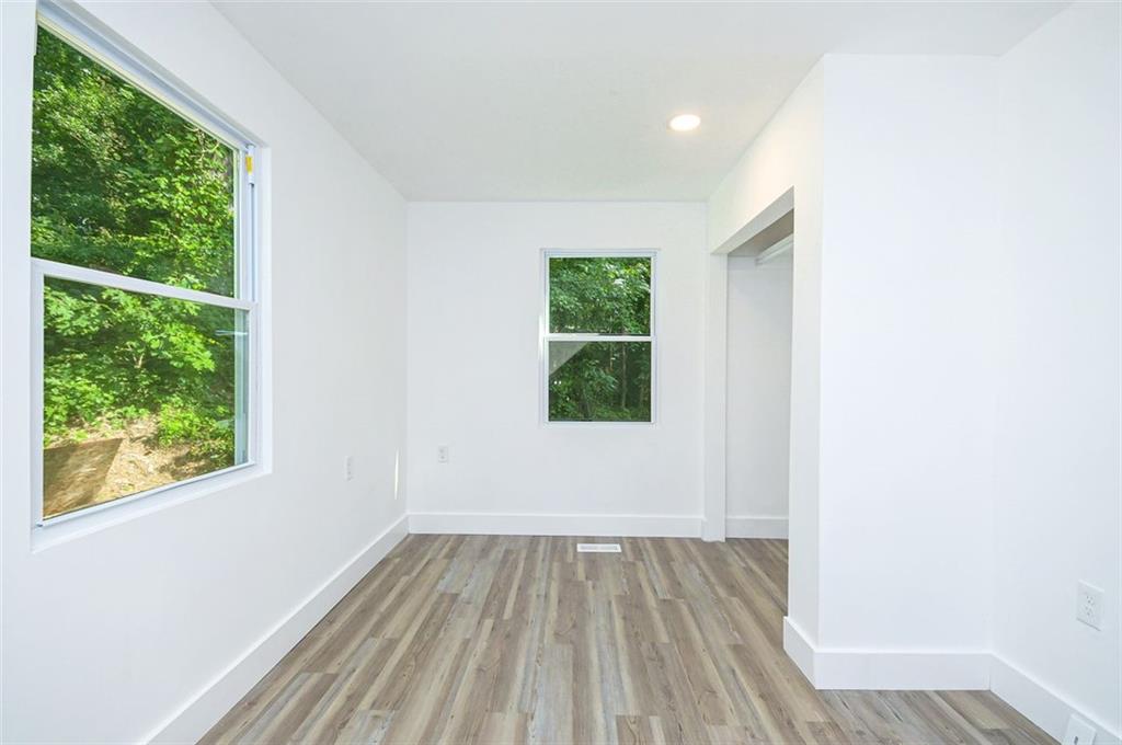 451 Collier Ridge Drive, Atlanta, Georgia image 3